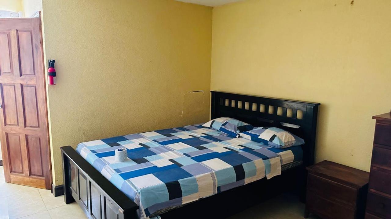 Hotel Central Park 산페드로 외부 사진